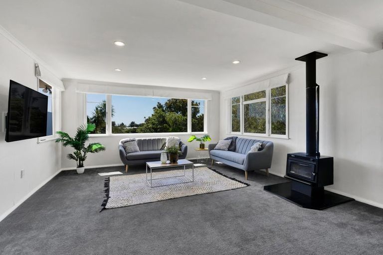 Photo of property in 1 Fairfax Terrace, Frankleigh Park, New Plymouth, 4310