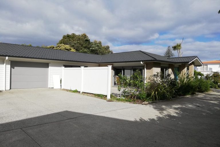 Photo of property in 79 Mckenzie Avenue, Arkles Bay, Whangaparaoa, 0932
