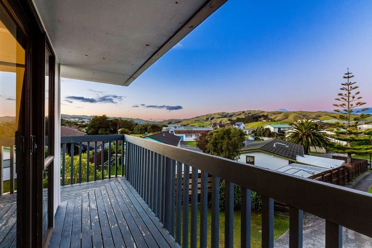 Photo of property in 31a Bodmin Terrace, Camborne, Porirua, 5026