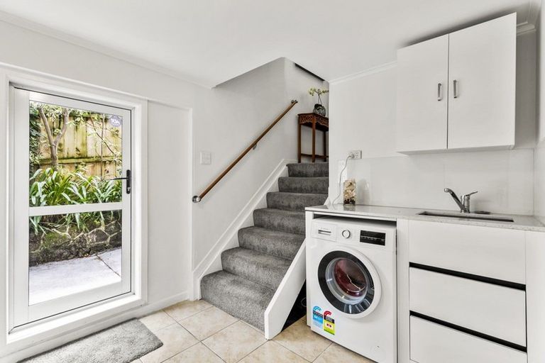 Photo of property in 31 Watene Road, Mount Wellington, Auckland, 1060