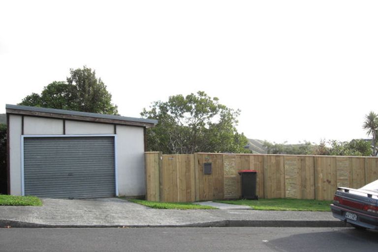 Photo of property in 30 Kerkwall Drive, Naenae, Lower Hutt, 5011