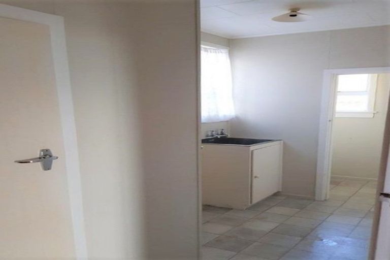 Photo of property in 67 Young Street, New Plymouth, 4310