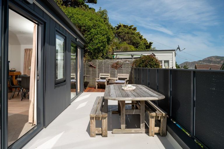 Photo of property in 173a Severn Street, Island Bay, Wellington, 6023