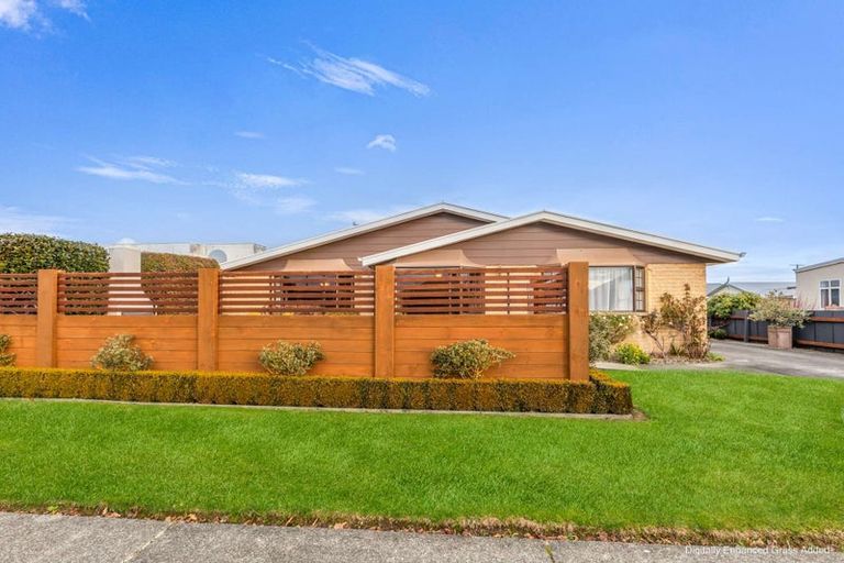 Photo of property in 60 Kitchener Street, Gore, 9710