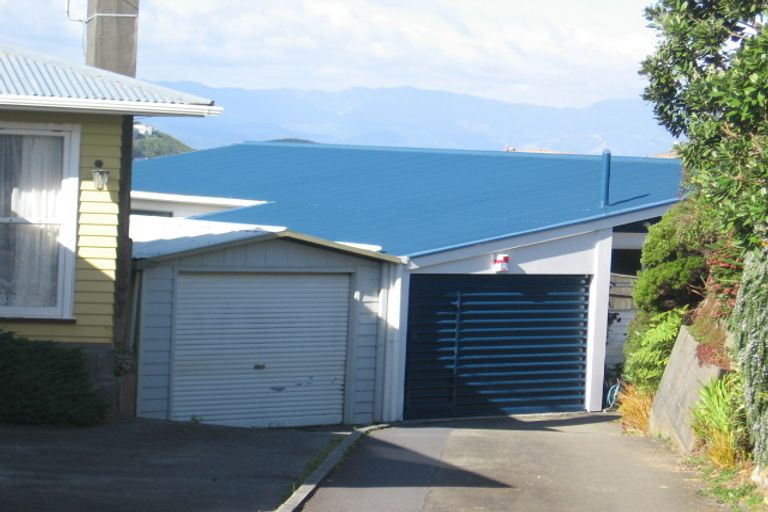 Photo of property in 5 Rossport Street, Johnsonville, Wellington, 6037
