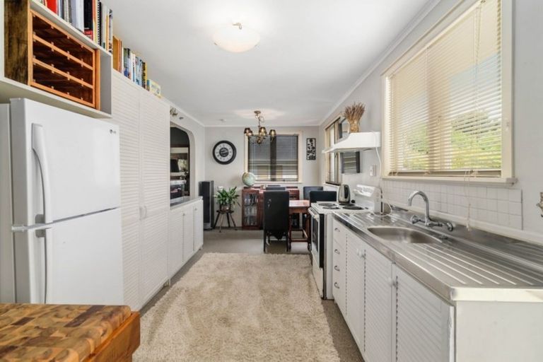 Photo of property in 25 Kahu Street, Utuhina, Rotorua, 3015