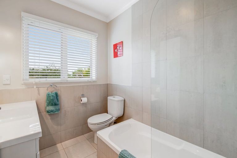 Photo of property in 155 West Road, Kaukapakapa, 0873