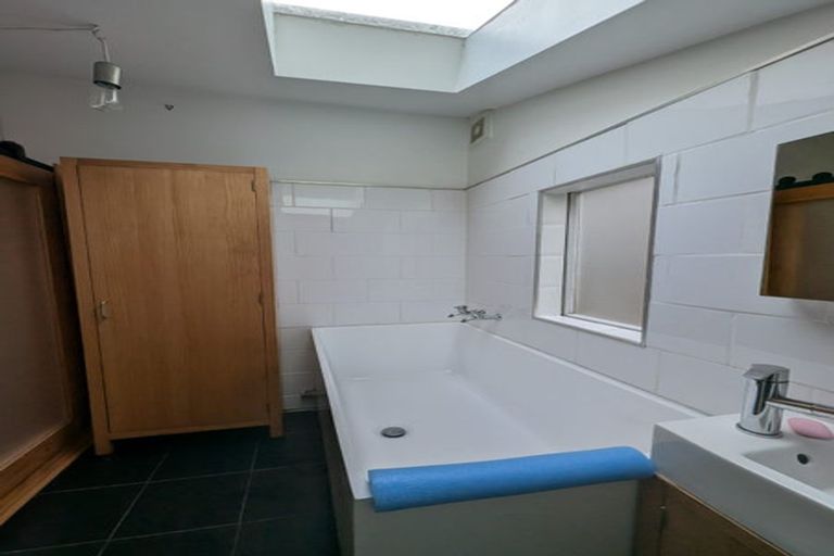 Photo of property in 24 Baden Road, Hataitai, Wellington, 6021