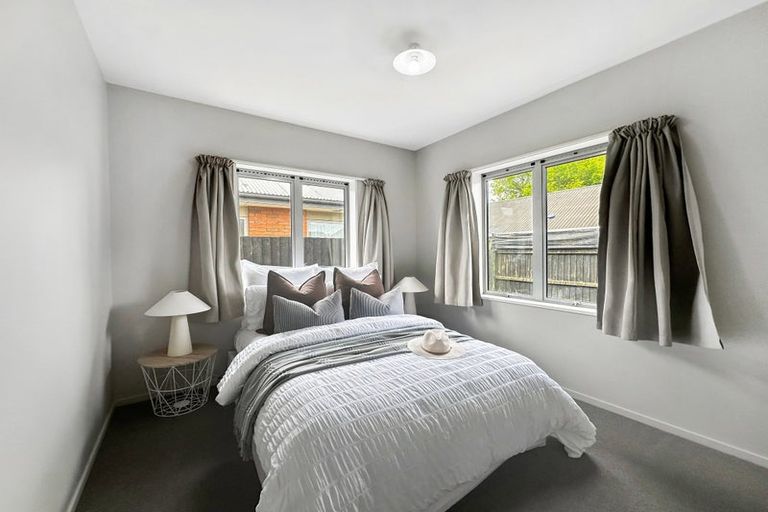 Photo of property in 8/10 Collins Street, Addington, Christchurch, 8024