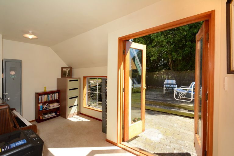 Photo of property in 27 Weir Street, Green Island, Dunedin, 9018