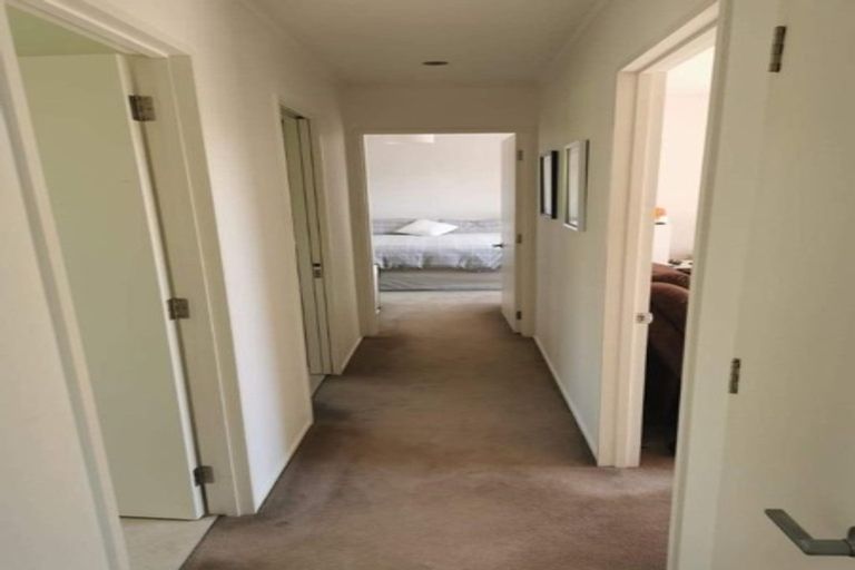 Photo of property in 1/114 Ocean View Road, Northcote, Auckland, 0627