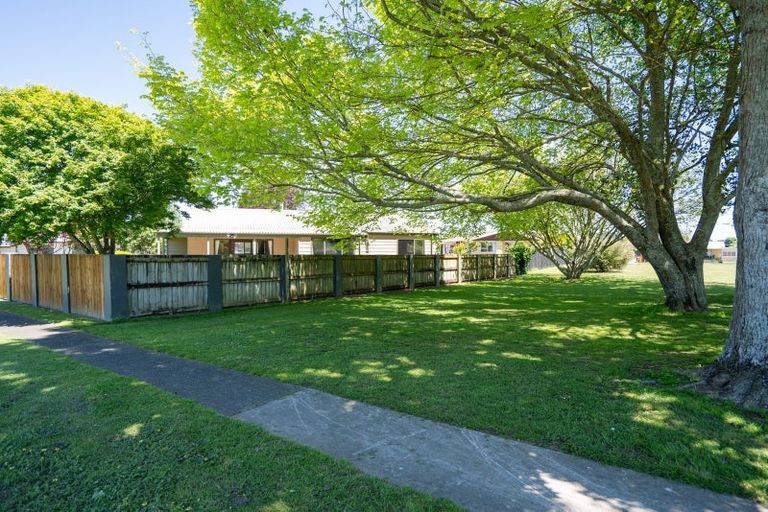 Photo of property in 277 Shakespeare Street, Leamington, Cambridge, 3432