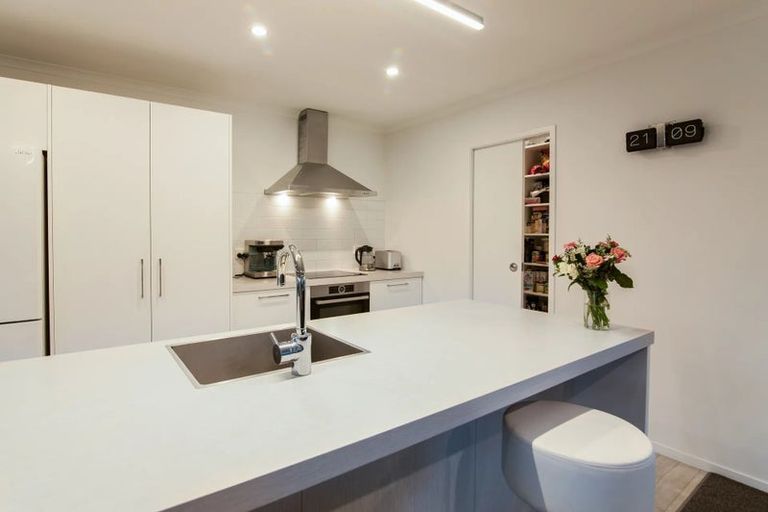 Photo of property in 4 Shipton Court, Lower Shotover, Queenstown, 9304