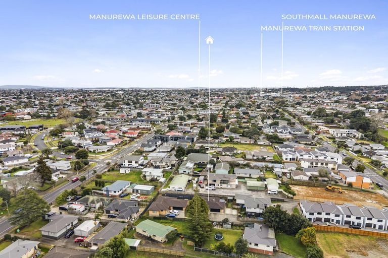 Photo of property in 18a Christmas Road, Manurewa, Auckland, 2102