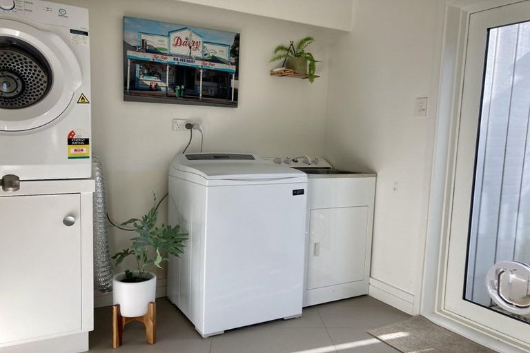 Photo of property in 21 Kabul Street, Khandallah, Wellington, 6035