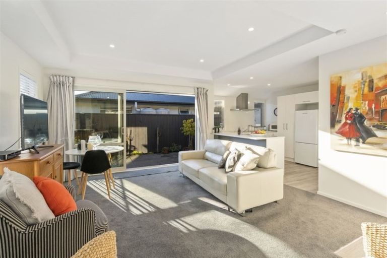 Photo of property in 2/352 Ilam Road, Bryndwr, Christchurch, 8053