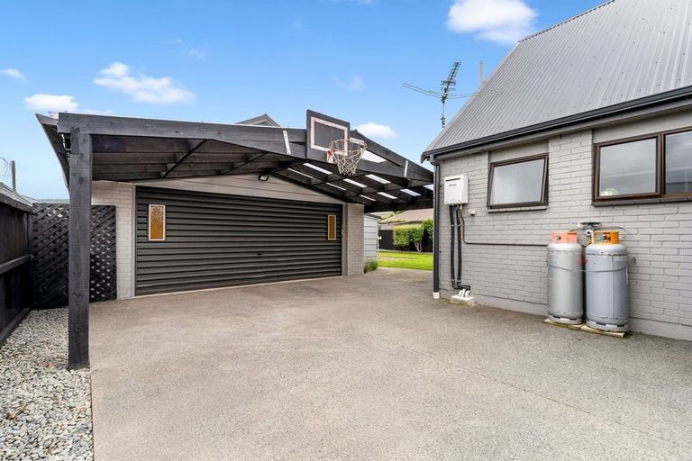 Photo of property in 25 Westfield Avenue, Templeton, Christchurch, 8042