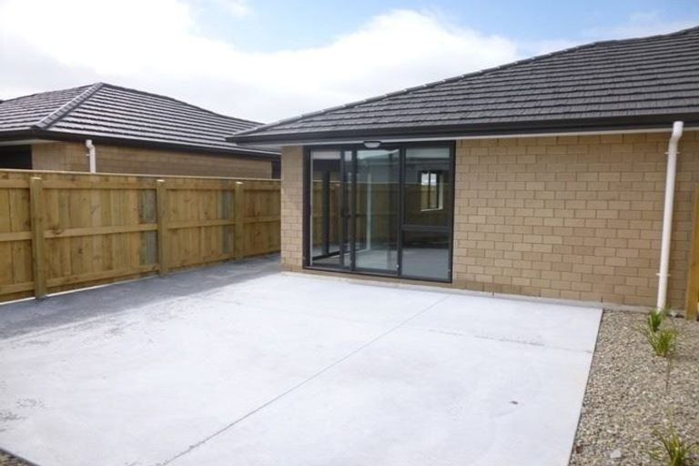 Photo of property in 329 Carrington Street, Vogeltown, New Plymouth, 4310