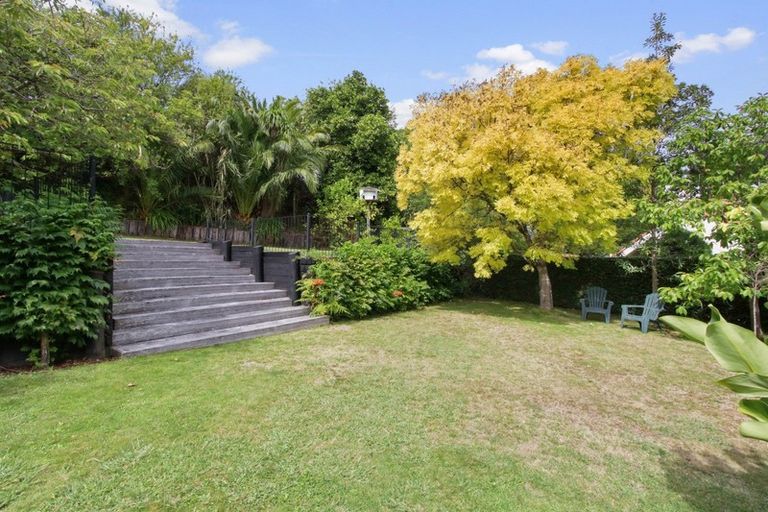 Photo of property in 13 Muritai Crescent, Havelock North, 4130