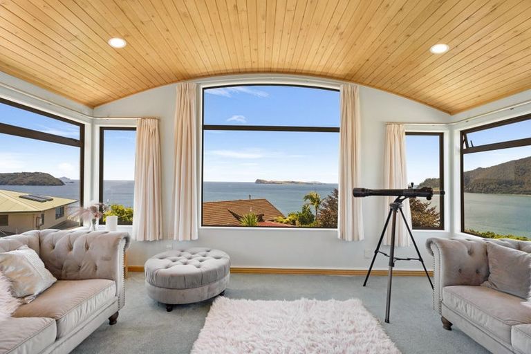 Photo of property in 221 Paku Drive, Tairua, 3508