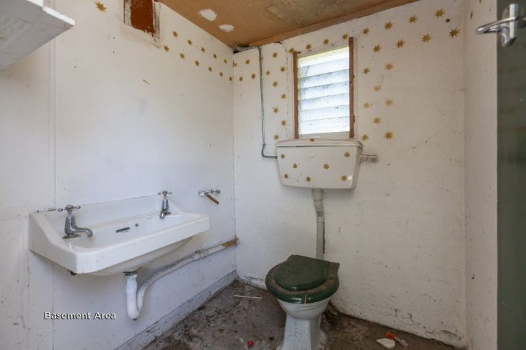 Photo of property in 4 Mckay Street, Paraparaumu Beach, Paraparaumu, 5032