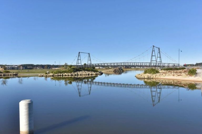 Photo of property in 58 Mapleham Drive, Pegasus, 7612