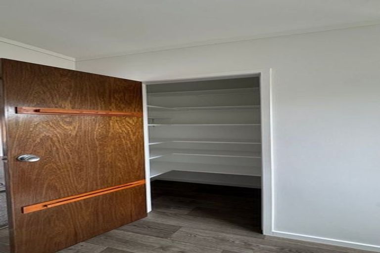 Photo of property in 2/18 Fratley Avenue, Farm Cove, Auckland, 2012