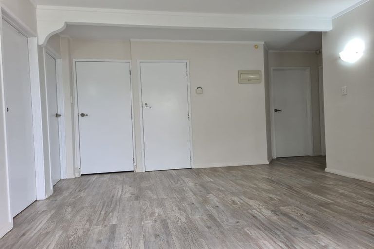 Photo of property in 110 Lauderdale Road, Birkdale, Auckland, 0626