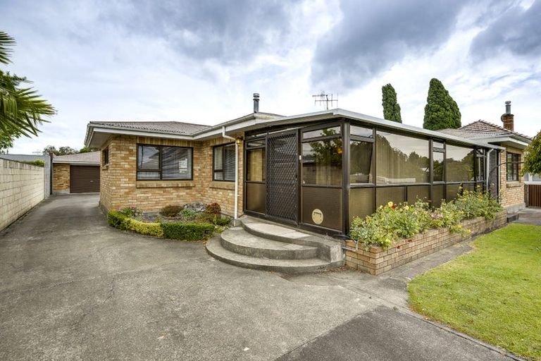 Photo of property in 12 Mill Road, Clive, 4102