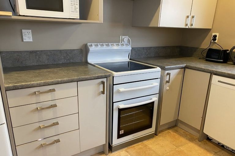 Photo of property in 62 Bledisloe Crescent, Wainuiomata, Lower Hutt, 5014