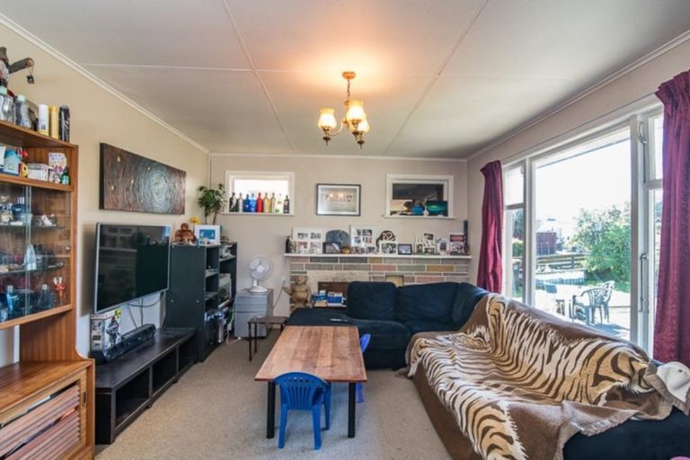 Photo of property in 275 Main Highway, Otaki, 5512