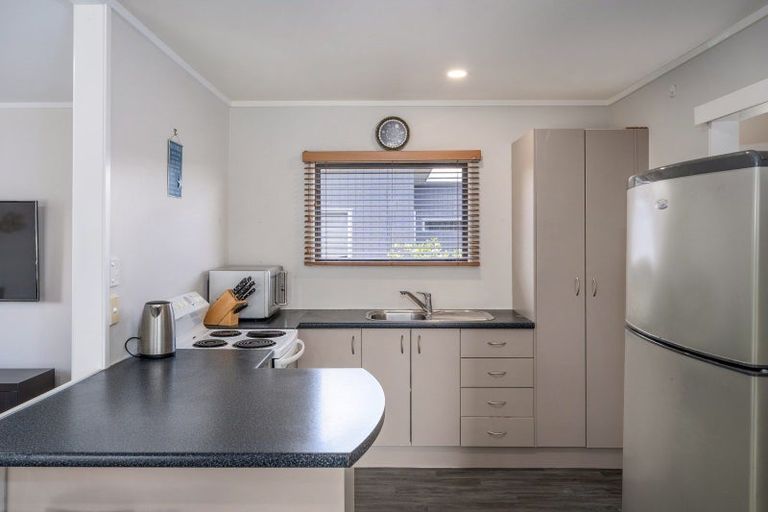 Photo of property in 104 Sands Crescent, Matarangi, Whitianga, 3592