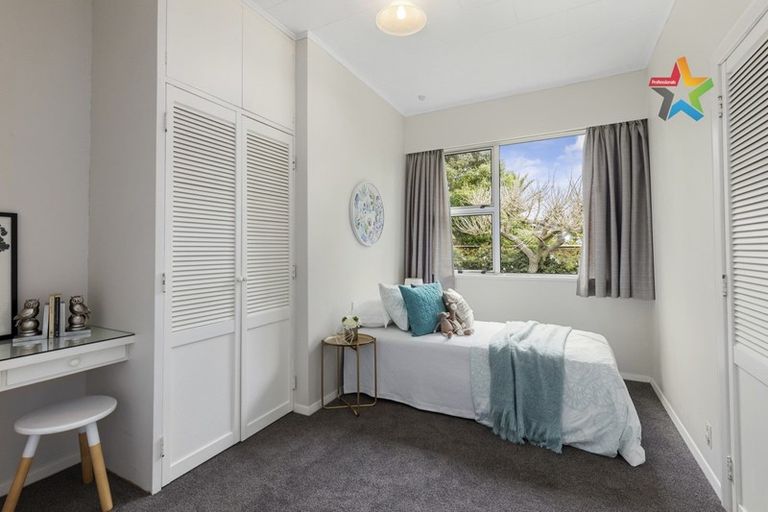 Photo of property in 36 Ludlam Crescent, Woburn, Lower Hutt, 5010