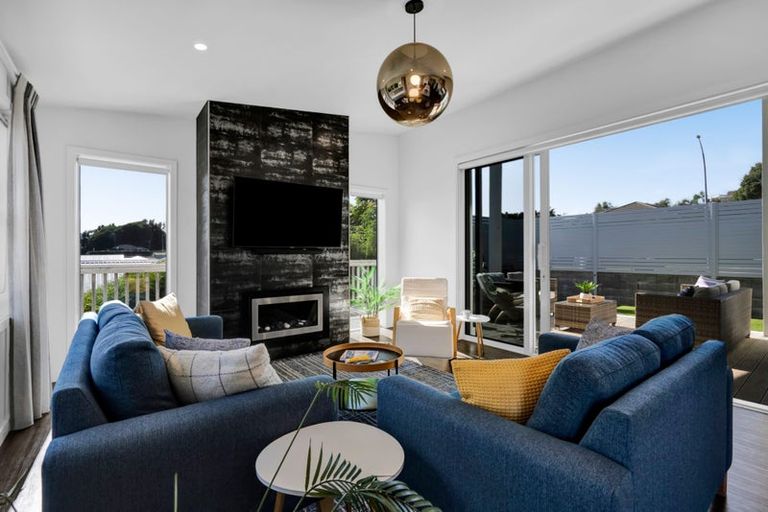 Photo of property in 54 Ainslee Street, Highlands Park, New Plymouth, 4312