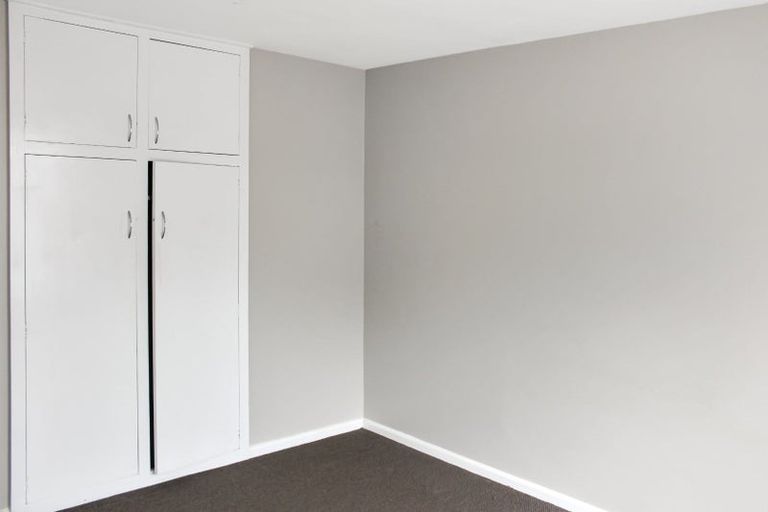 Photo of property in 2/92 Office Road, Merivale, Christchurch, 8014