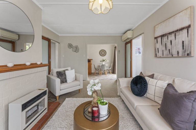 Photo of property in 15 Burcham Street, Taita, Lower Hutt, 5011