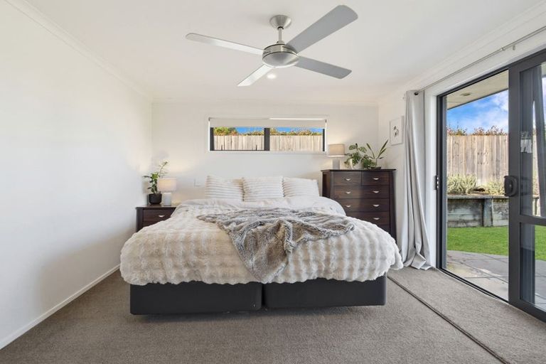 Photo of property in 5 Tavarnya Way, Patumahoe, Pukekohe, 2679