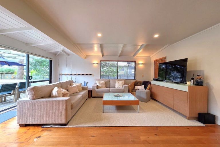 Photo of property in 328b Kenwood Drive, Matarangi, Whitianga, 3592