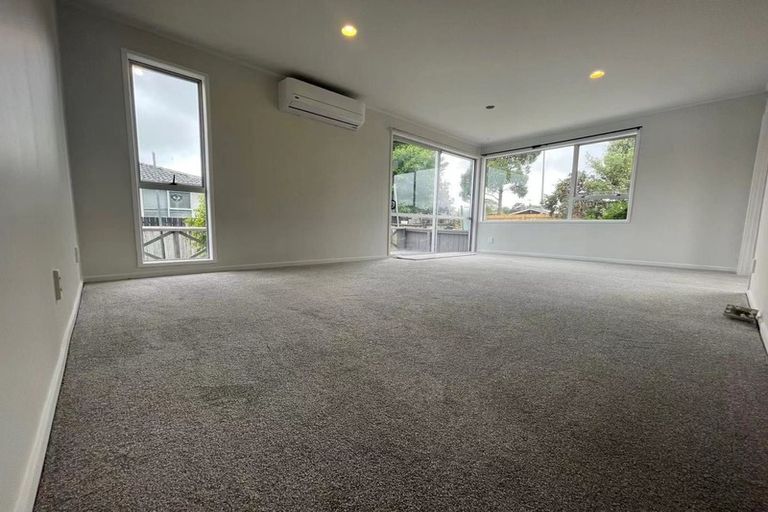 Photo of property in 377 Bucklands Beach Road, Bucklands Beach, Auckland, 2012