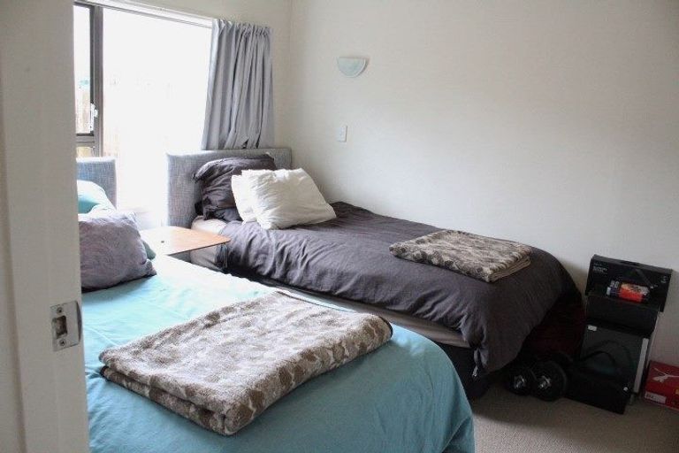 Photo of property in 1/53 Butley Drive, Farm Cove, Auckland, 2012