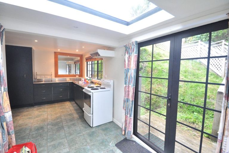 Photo of property in 345 Hebden Crescent, Kelson, Lower Hutt, 5010