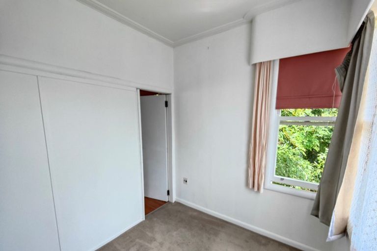 Photo of property in 181 Cambridge Road, Hillcrest, Hamilton, 3216