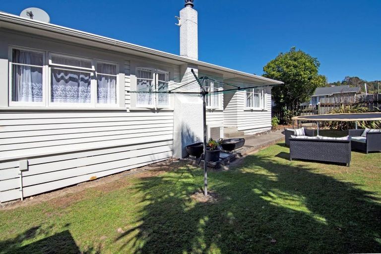 Photo of property in 1 Piko Street, Toi Toi, Nelson, 7010