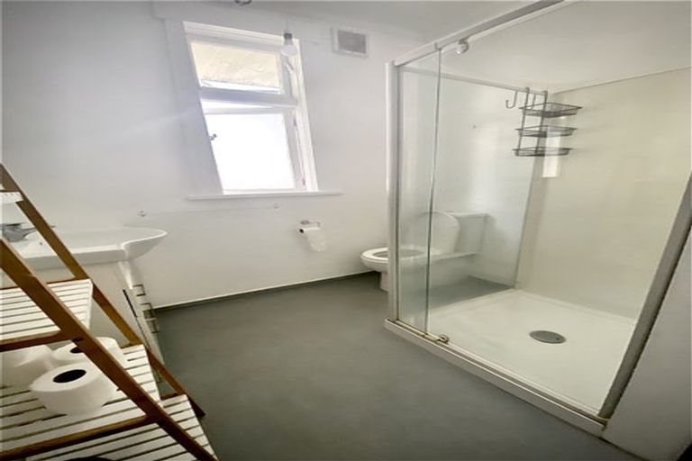 Photo of property in 5 Plunket Street, Kelburn, Wellington, 6012