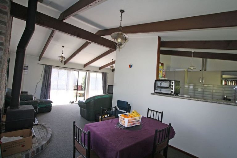 Photo of property in 27a Warkworth Grove, Bell Block, New Plymouth, 4312