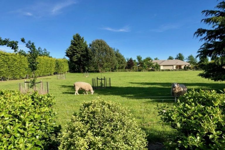 Photo of property in 53 Mclaughlins Road, Darfield, 7571