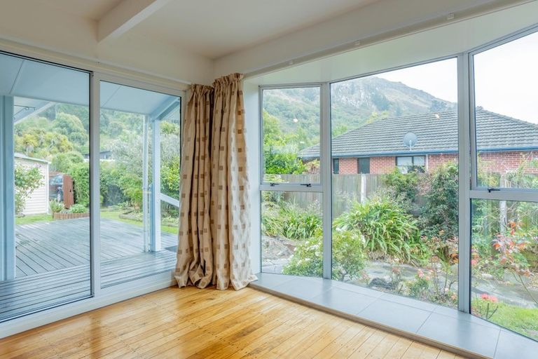 Photo of property in 136 Wakefield Avenue, Sumner, Christchurch, 8081