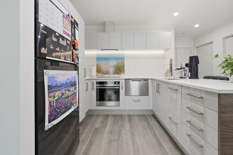 Photo of property in 204a Darraghs Road, Brookfield, Tauranga, 3110