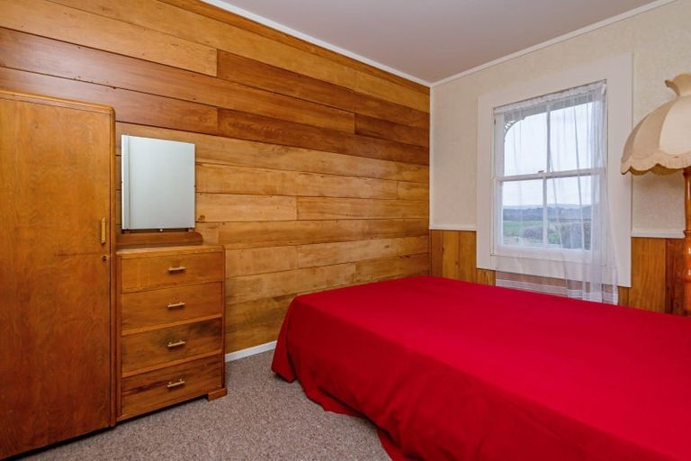 Photo of property in 68 Fauvels Road, Eketahuna, 4996