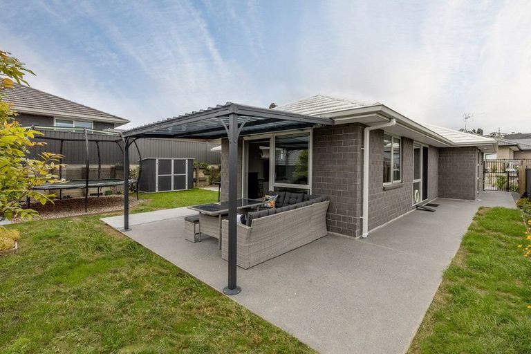 Photo of property in 20 Watene Way, Welcome Bay, Tauranga, 3112